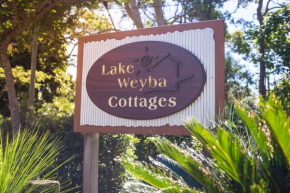 Lake Weyba Cottages Noosa